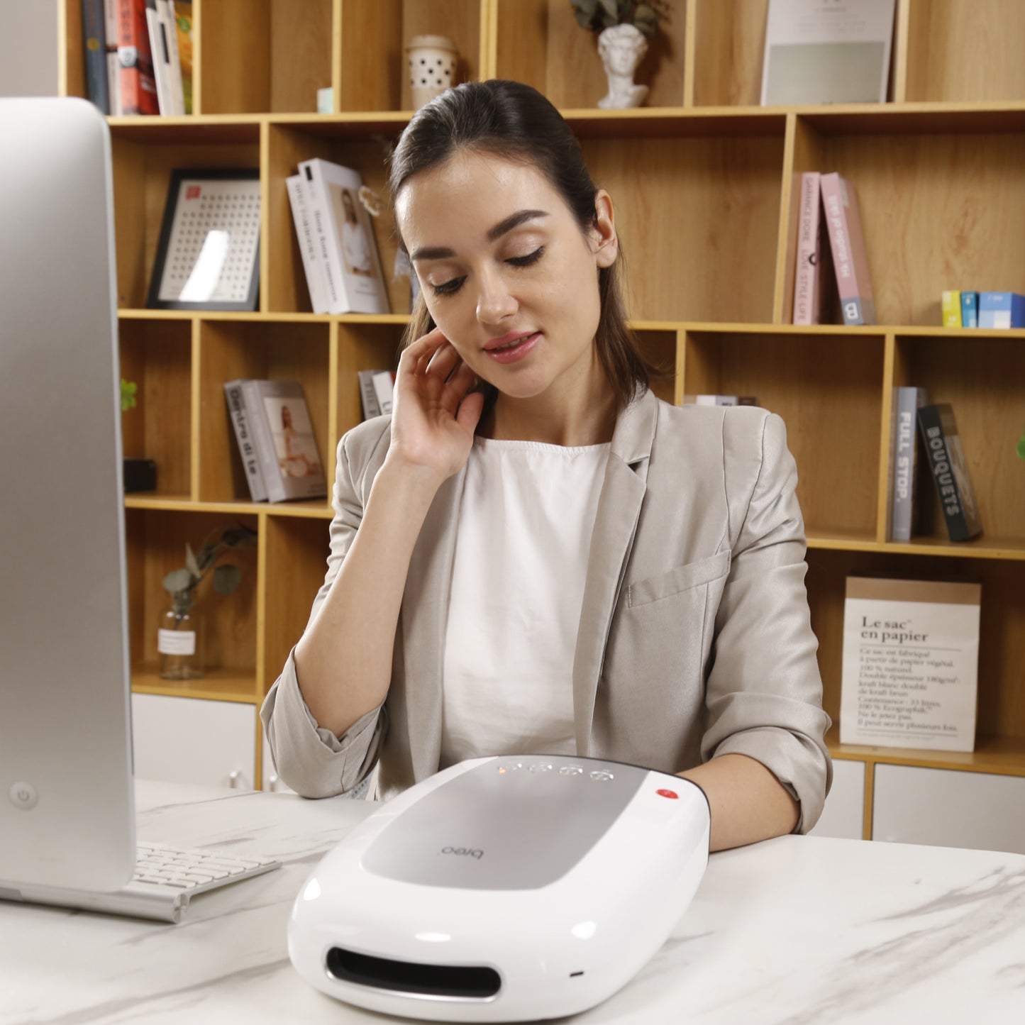 Breo iPalm 520E Hand Massager