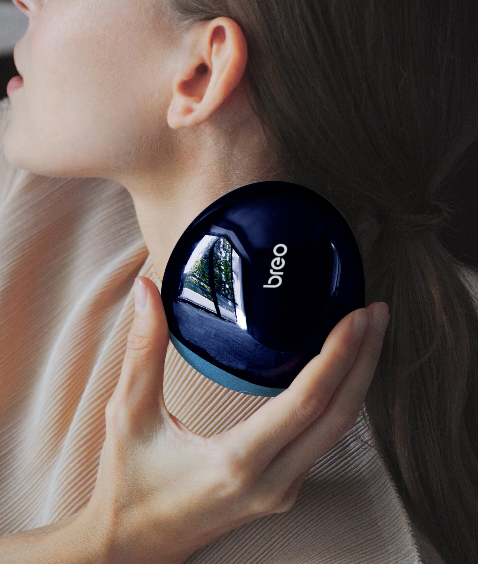 Electric Scalp Massager Brush Mini – Breo-Official